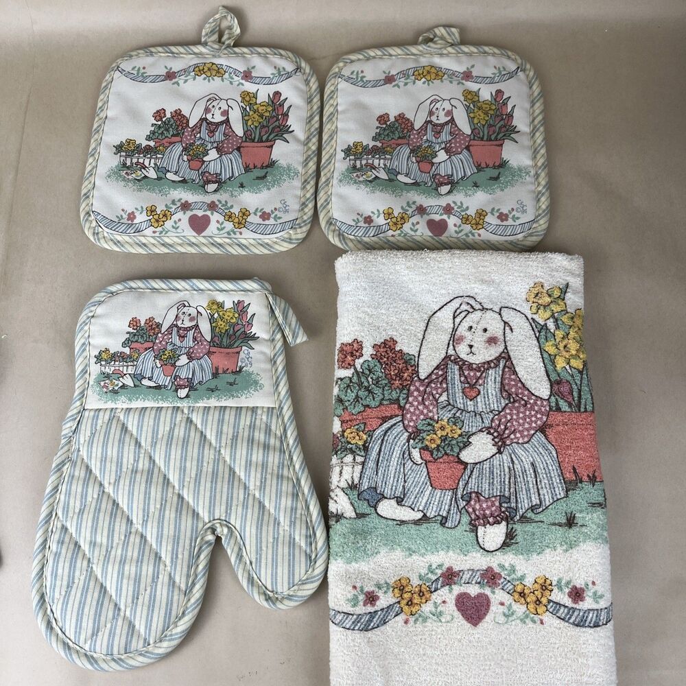NOS 80s Easter Theme Bunny Flowers Kitchen Linen 4Pc‎ -Pot Holder, Mitten, Towel